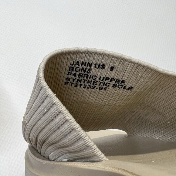 True Religion Platform Slide Sandals Jann Bone Off White FT21332 Womens Size 9 - Picture 6 of 10